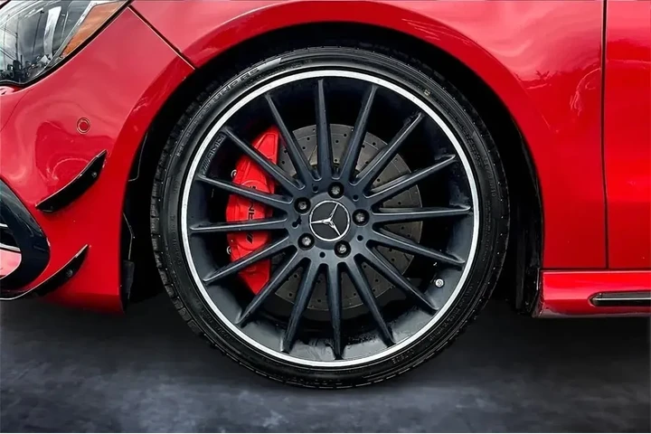 $29397 : Mercedes-Benz CLA 2018 AWD A image 9