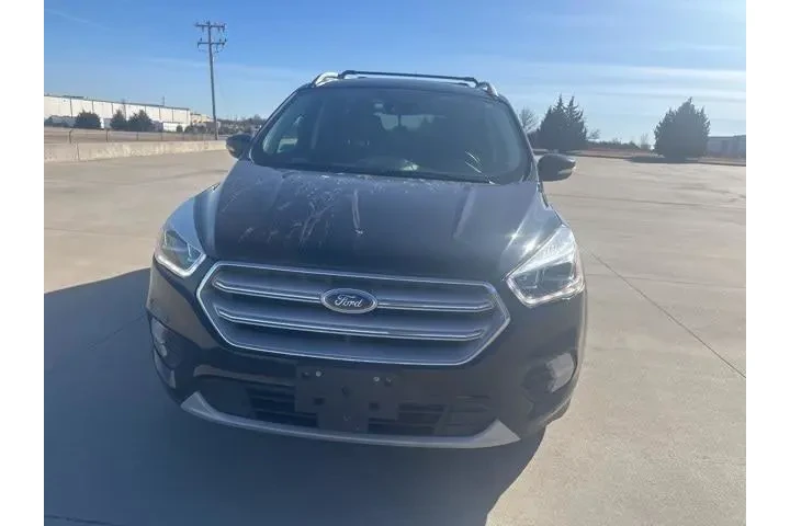 $14450 : Ford Escape 2019 Titanium 4d image 2