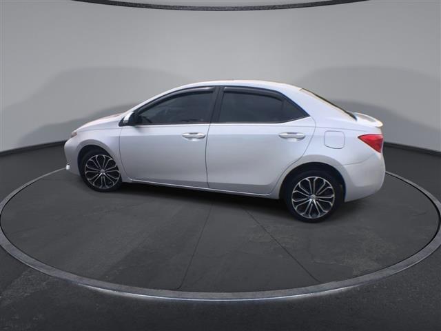 $9500 : PRE-OWNED 2017 TOYOTA COROLLA image 6