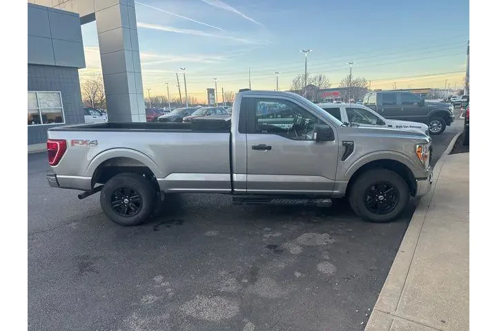 $33995 : Ford F-150 2022 4x4 XL 2dr R image 4