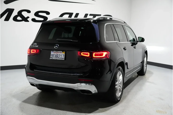 $20832 : 2020 GLB 250 image 8