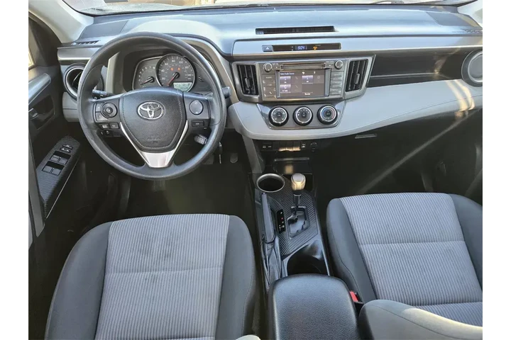 $11650 : Toyota RAV4 2014 AWD LE 4dr image 9