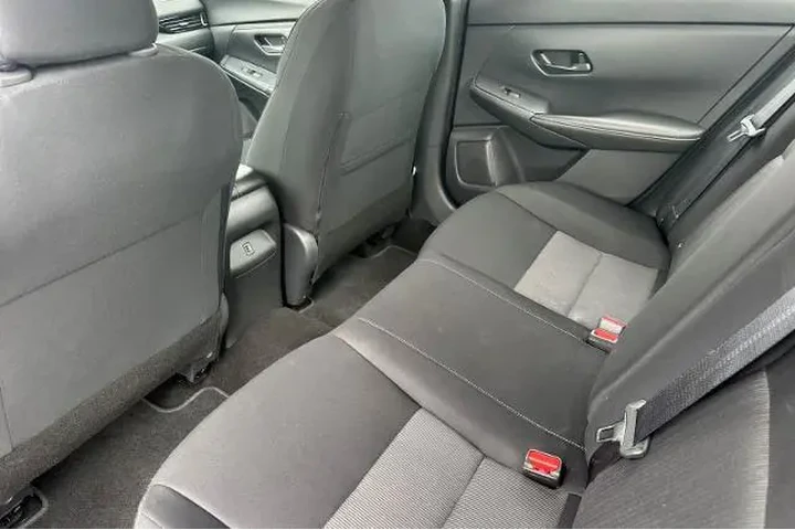 $19995 : Nissan Sentra 2024 SV 4dr Se image 4