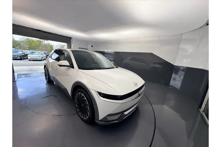 $28887 : Hyundai IONIQ 5 2023 AWD Lim image 7