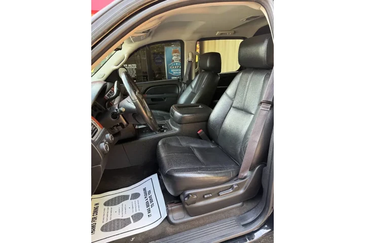 $12999 : 2013 Avalanche LT Black Diamo image 10