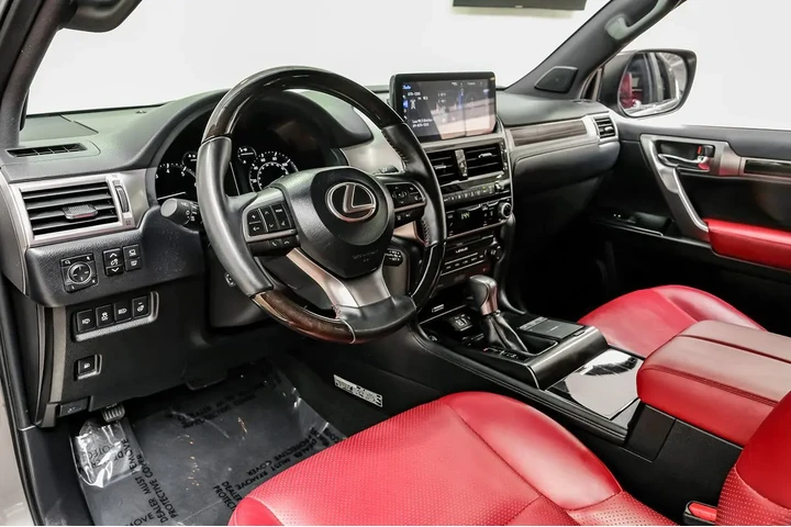 $56490 : 2023 GX 460 Luxury 4WD image 4