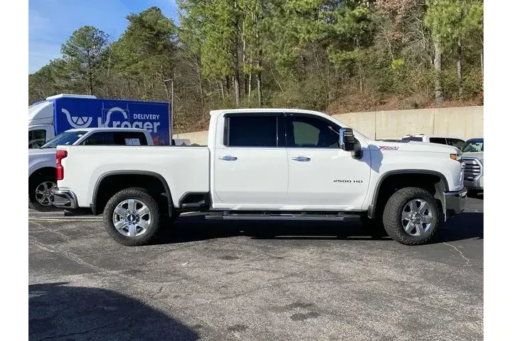 $36440 : Chevrolet Silverado 2500HD 2 image 2