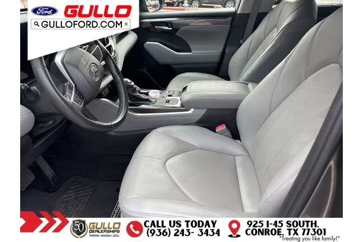 $39991 : Toyota Highlander 2023 LE 4d image 4