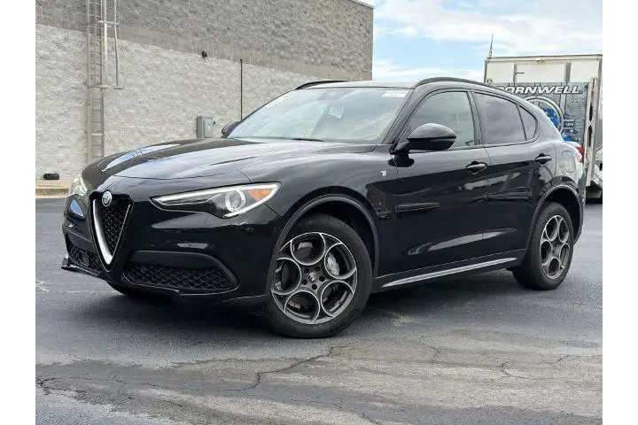 $24747 : Alfa Romeo Stelvio 2022 AWD image 1