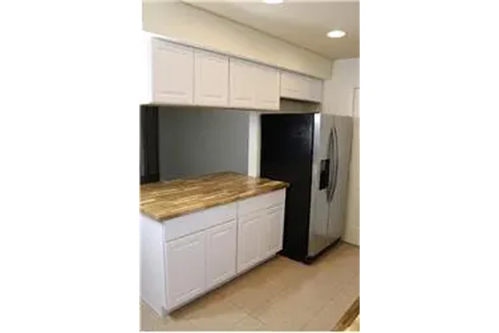 $1649 : Rental property with 3 bedro image 4