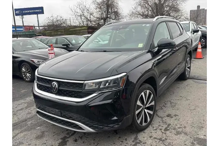 $15995 : Volkswagen Taos 2023 SE 4dr image 1