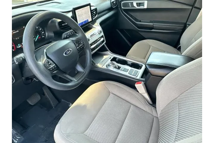 $22990 : Ford Explorer 2021 Base 4dr image 9
