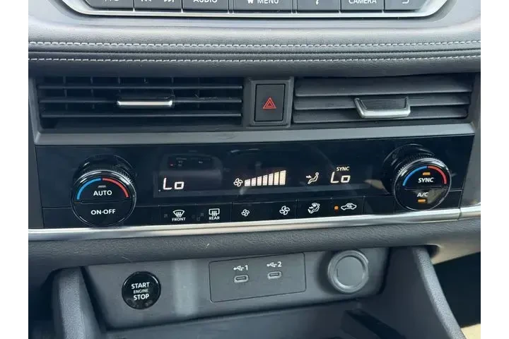 $20961 : Nissan Rogue 2025 SV 4dr Cro image 7