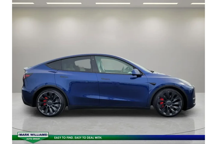 $31798 : Tesla Model Y 2022 AWD Perfo image 2