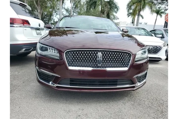 $12490 : Lincoln MKZ 2018 Premiere 4d image 2