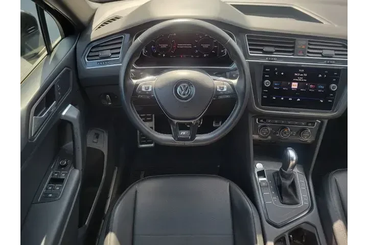 $11990 : Volkswagen Tiguan 2019 SE 4d image 10
