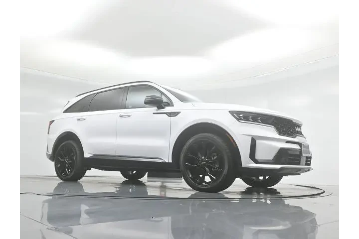$26450 : Kia Sorento 2023 SX 4dr SUV image 4