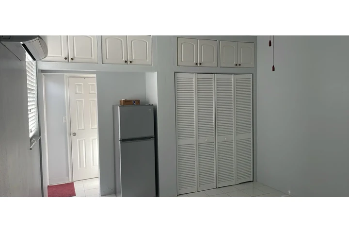 $1100 : Rento efficiency image 6