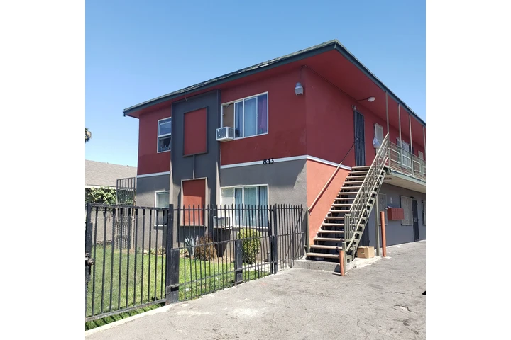 $1999 : Los Angeles - Apt 2 recamaras image 1