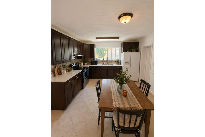 $2650 : TODO INCLUIDO! Casa 3cuarto 1b image 6