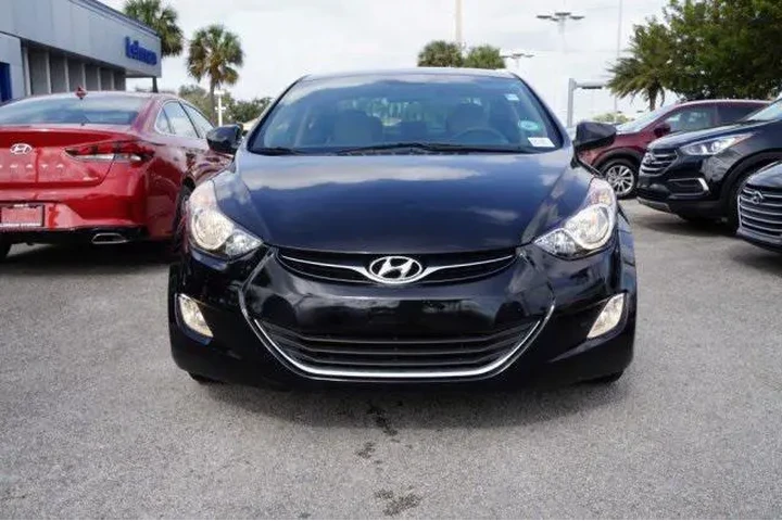 $3554 : Hyundai ELANTRA 2013 GLS 4dr image 2