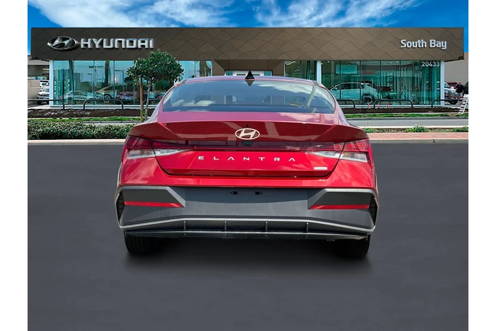 $24998 : Hyundai ELANTRA Hybrid 2025 image 6