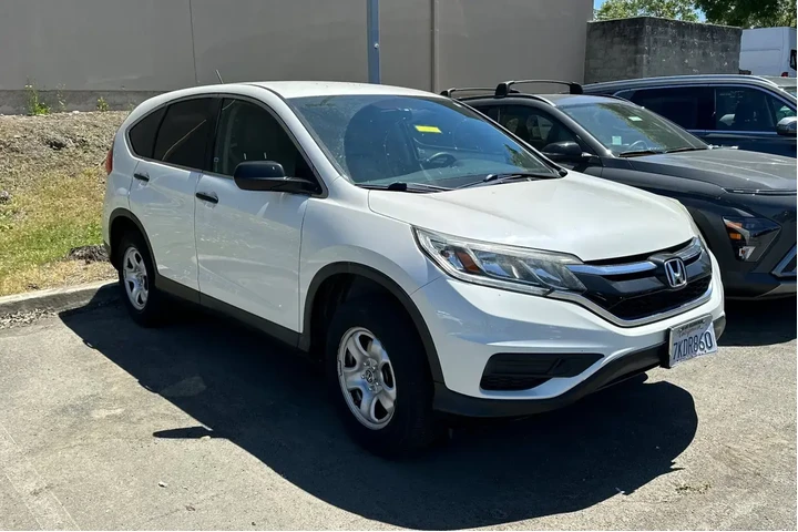 $15990 : Honda CR-V 2015 LX 4dr SUV image 2