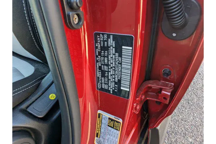 $24550 : Hyundai VENUE 2026 SEL 4dr C image 10