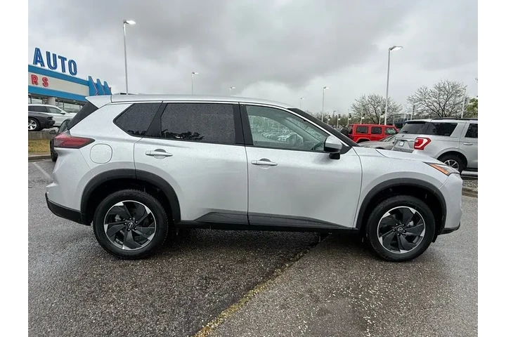 $21899 : Nissan Rogue 2024 AWD SV 4dr image 8