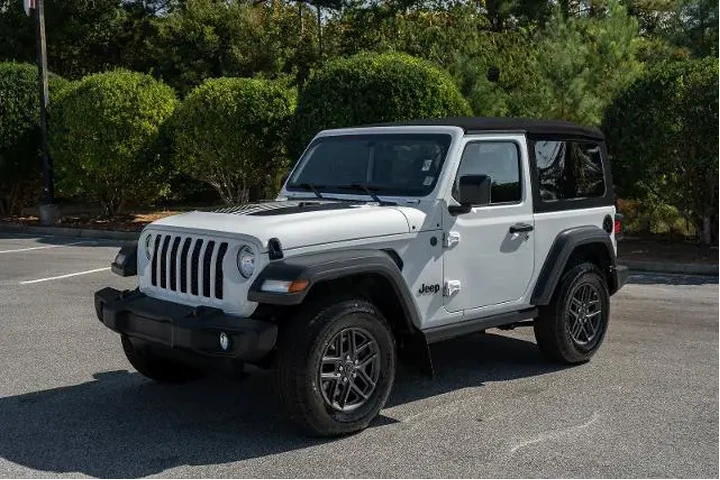 $32999 : Jeep Wrangler 2024 4x4 Sport image 3