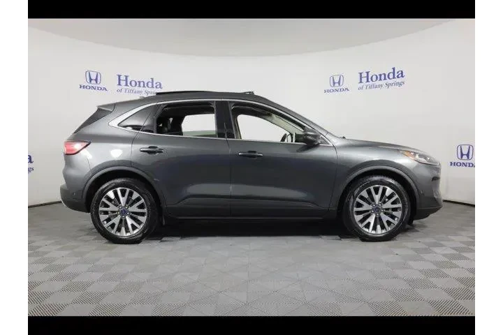 $18975 : Ford Escape 2020 AWD Titaniu image 8