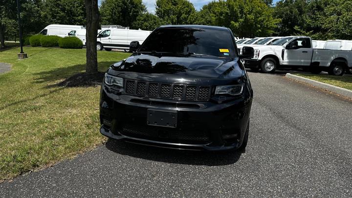 $40700 : PRE-OWNED 2017 JEEP GRAND CHE image 3