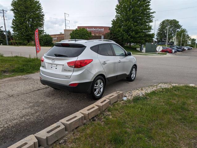 $6990 : 2011 Tucson GLS image 6