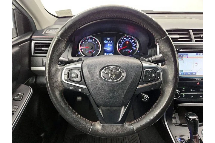 $17998 : Toyota Camry 2017 SE 4dr Sed image 10