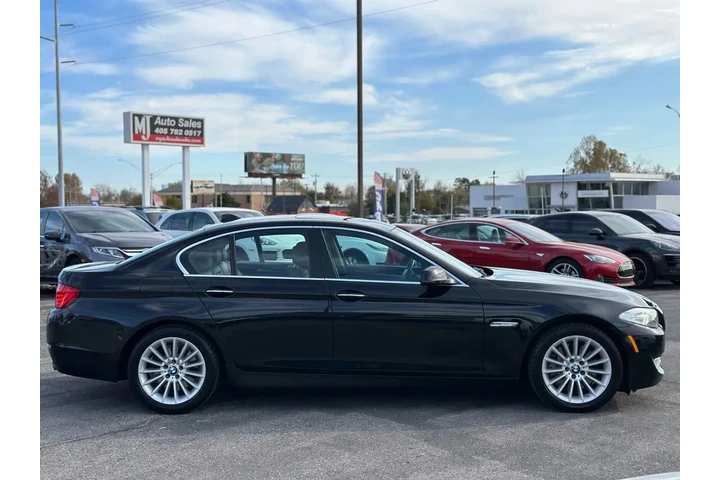 2011 BMW 5 SERIES 535I SEDAN image 8
