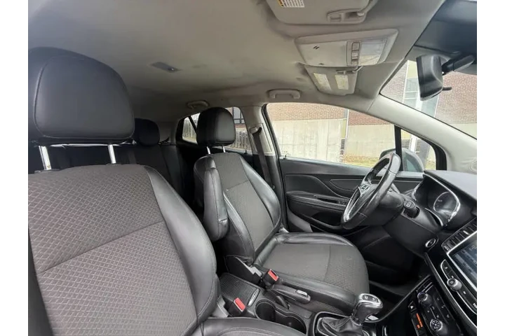 $5750 : 2019 Encore Preferred image 4