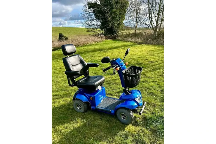 $500 : Used Quingo Pus mobility scoot image 2