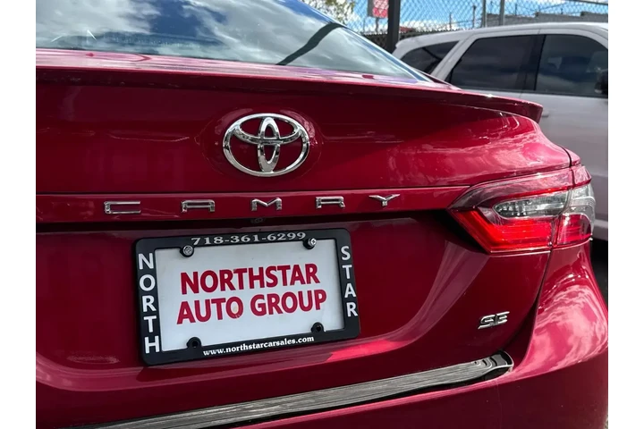 $21895 : Toyota Camry 2022 SE 4dr Sed image 7