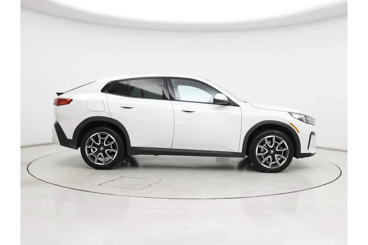 $33998 : BMW X2 2025 AWD xDrive28i 4d image 7
