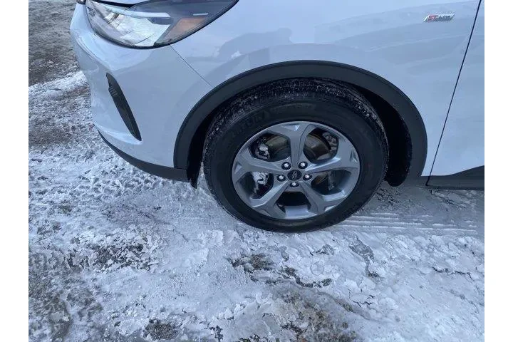 $24569 : Ford Escape 2025 ST-Line 4dr image 10