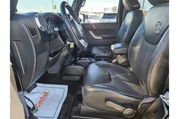 $15981 : Jeep Wrangler 2014 4x4 Sport image 8