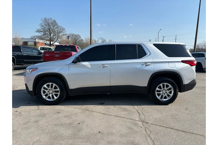 2021 Traverse AWD 4dr LS w/1LS image 5
