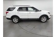$22998 : Ford Explorer 2019 AWD XLT 4 thumbnail