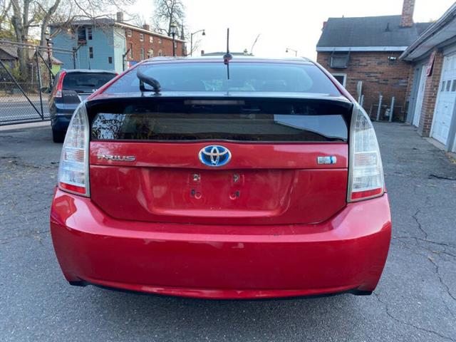 $6499 : 2011 Prius Three image 6