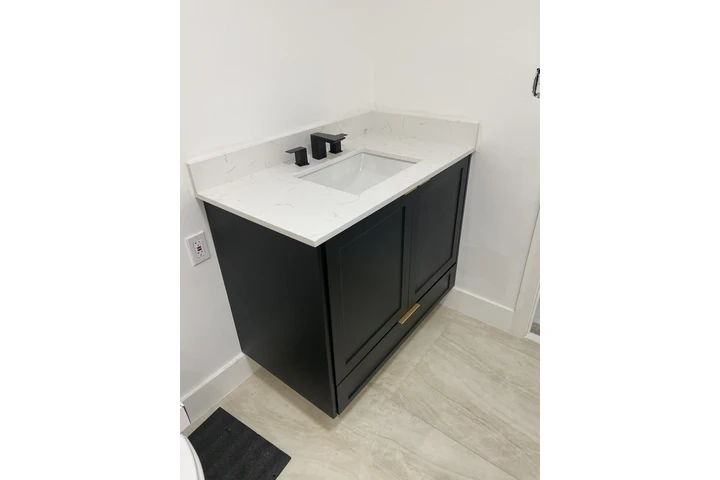 $18 : Muebles para cocina y baños image 2