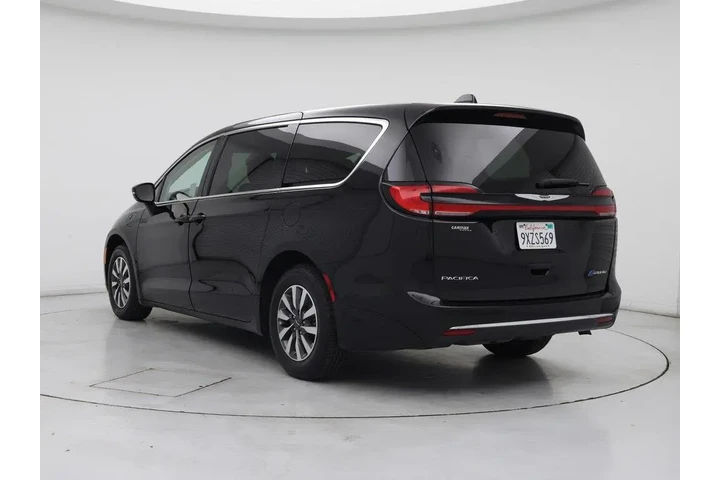 $26998 : Chrysler Pacifica Plug-In Hy image 2