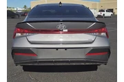 $27700 : Hyundai ELANTRA Hybrid 2025 thumbnail
