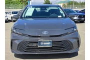$28588 : Toyota Camry 2025 SE 4dr Sed thumbnail