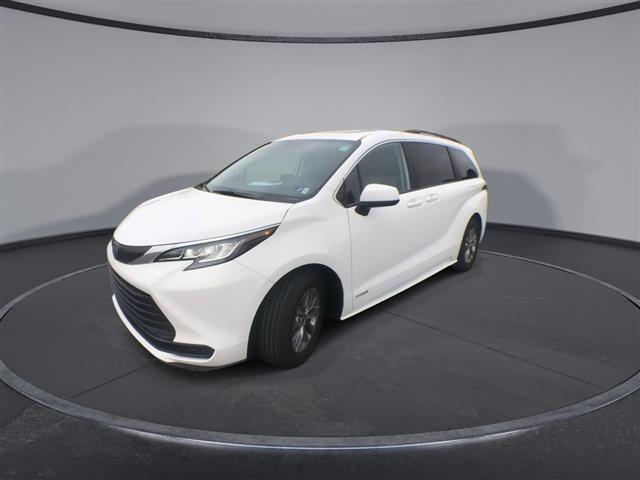 $38200 : PRE-OWNED 2021 TOYOTA SIENNA image 4