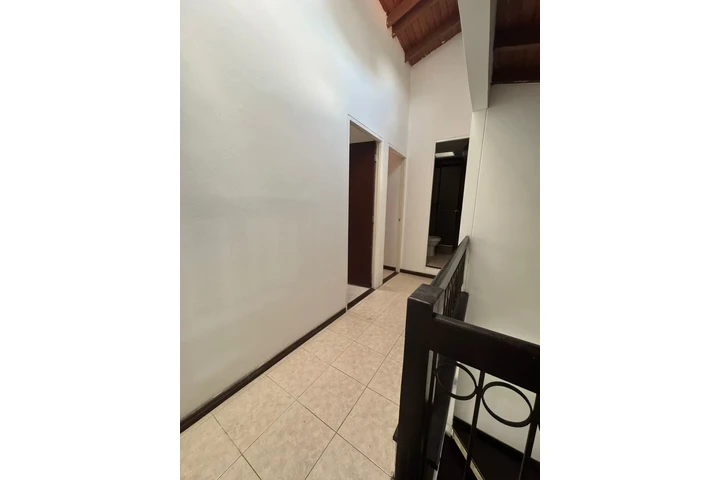 $2500000 : Casa en Conjunto cerrado image 7